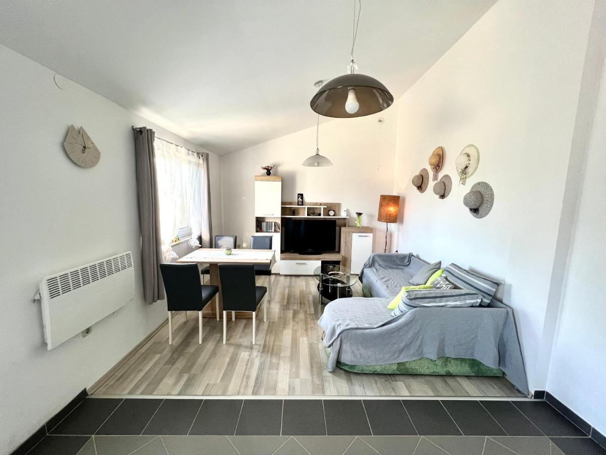 Barbariga Apartments Воднян Екстериор снимка