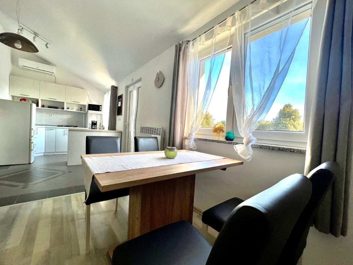 Barbariga Apartments Воднян Екстериор снимка
