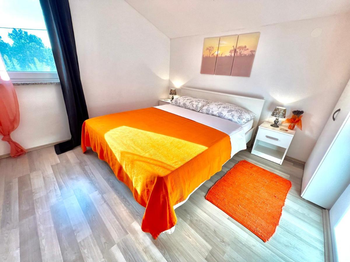 Barbariga Apartments Воднян Екстериор снимка